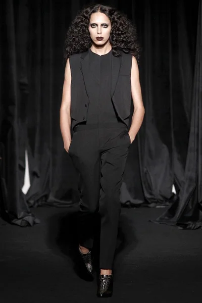 Look 7